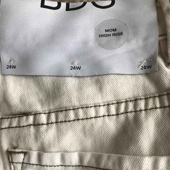 ✨Last1 sz28! NWT UO BDG High Rise Mom Jeans - Picture 5 of 8